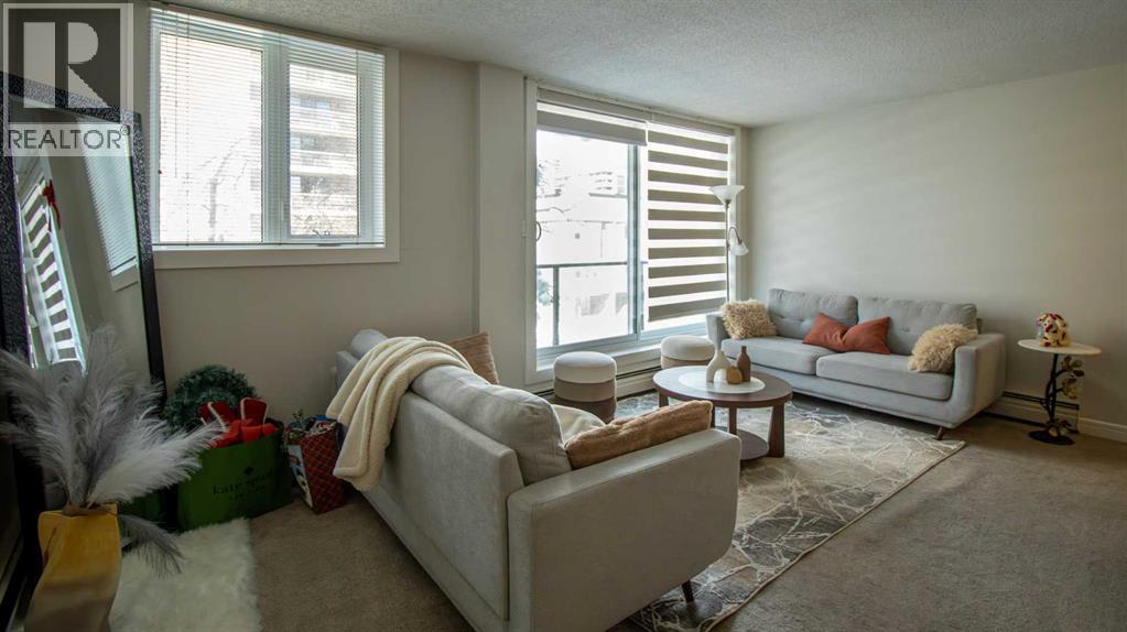 Apartment for Sale in 302, 1111 15 Avenue SW|Calgary, Alberta T2R0S5 5