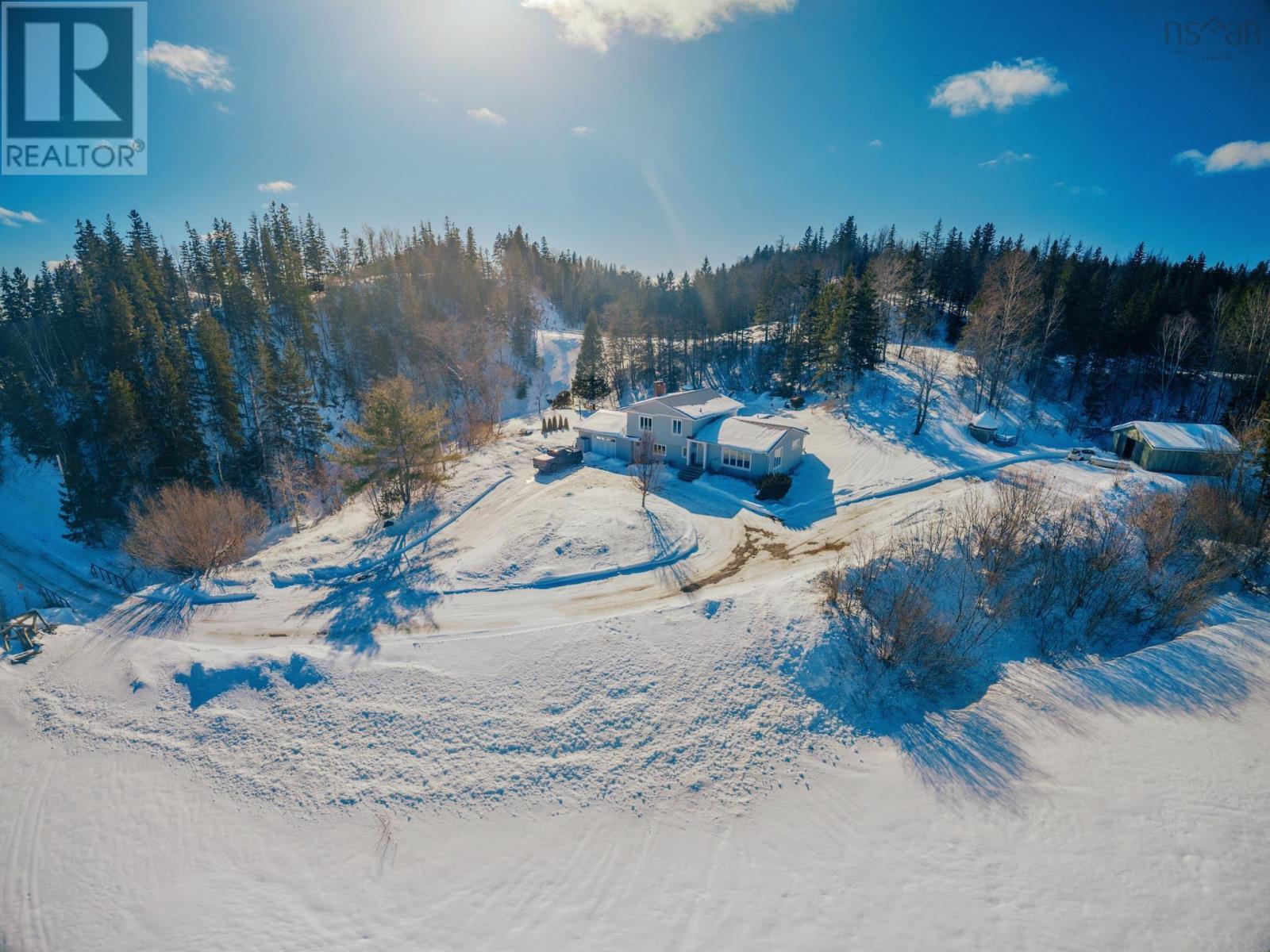 10055 19 Highway, Southwest Mabou, Nova Scotia B0E2W0 | REALTOR.ca