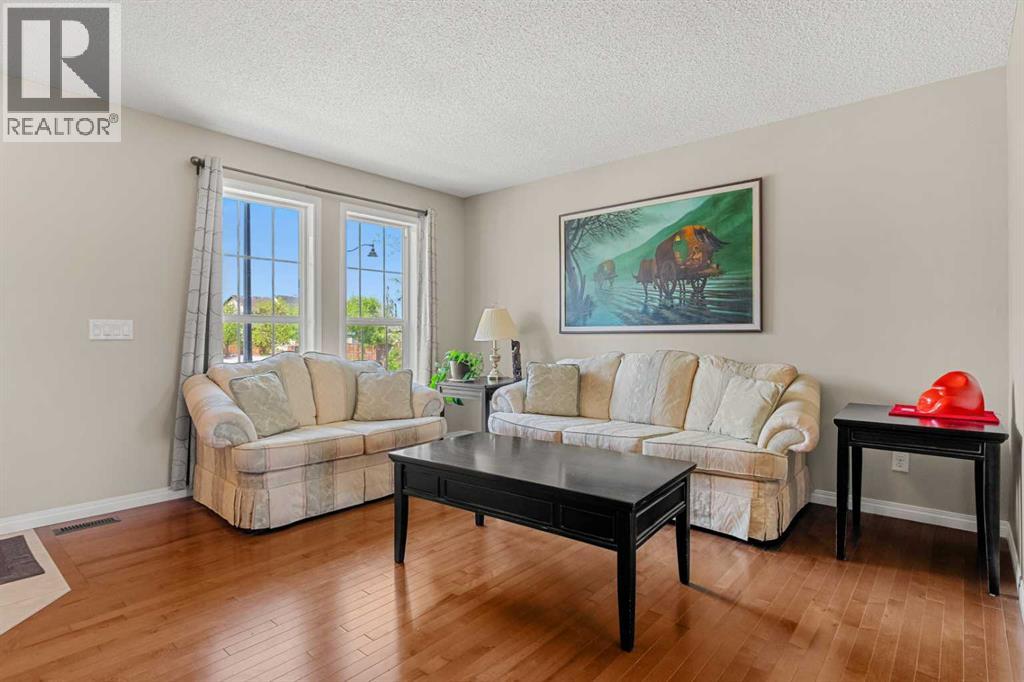 Duplex for Sale in 249 Elgin Meadows Park SE|Calgary, Alberta T2Z0M4 2