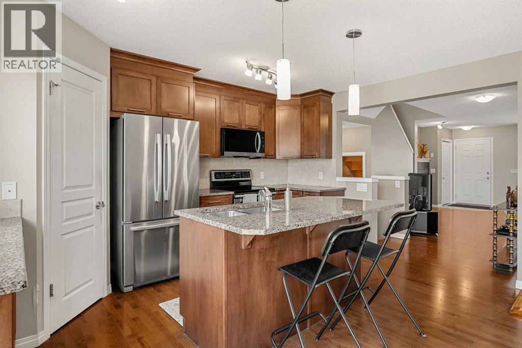 Duplex for Sale in 249 Elgin Meadows Park SE|Calgary, Alberta T2Z0M4 5