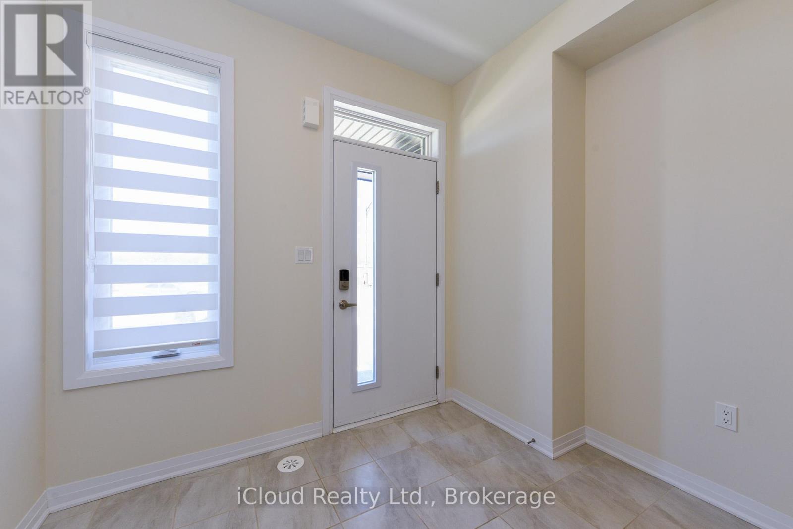 Row / Townhouse for Sale in 3523 POST ROAD|Oakville (GO Glenorchy), Ontario L6H7W5 2