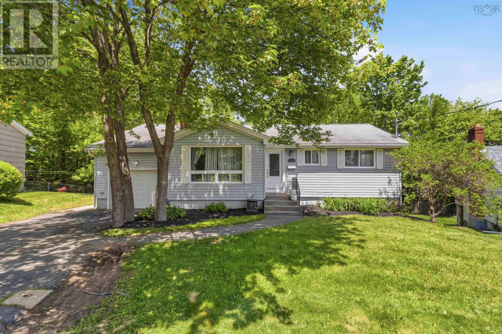 123 Evans Avenue, Fairview, Nova Scotia B3M1C8