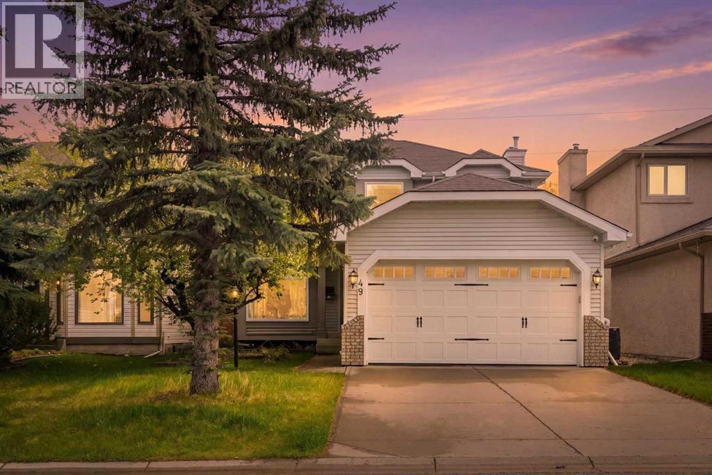 House for Sale in 49 Shawbrooke Close SW|Calgary, Alberta T2Y3A5