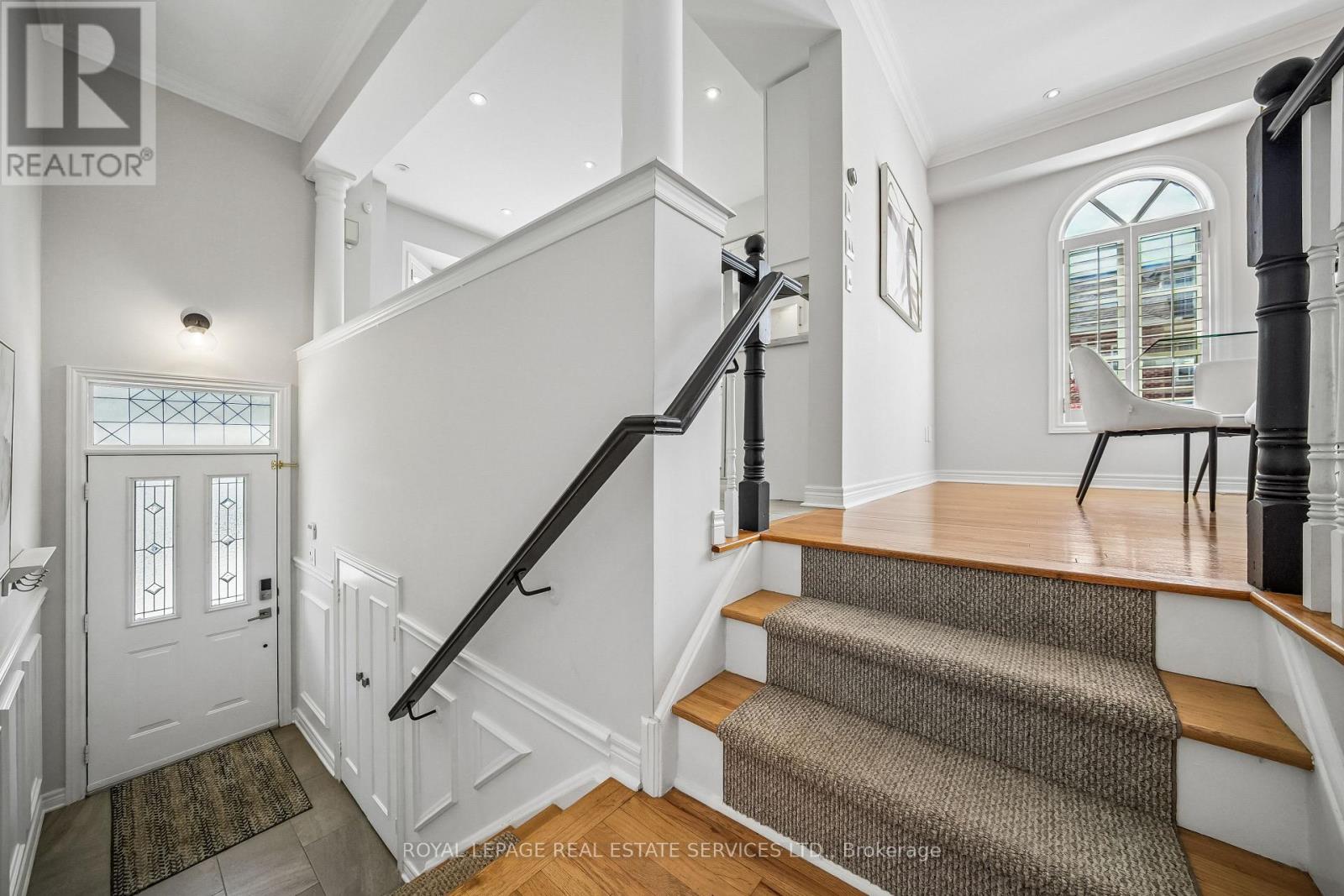 Row / Townhouse for Sale in 20 SAN REMO TERRACE|Toronto (Mimico), Ontario M8Z6C6 3