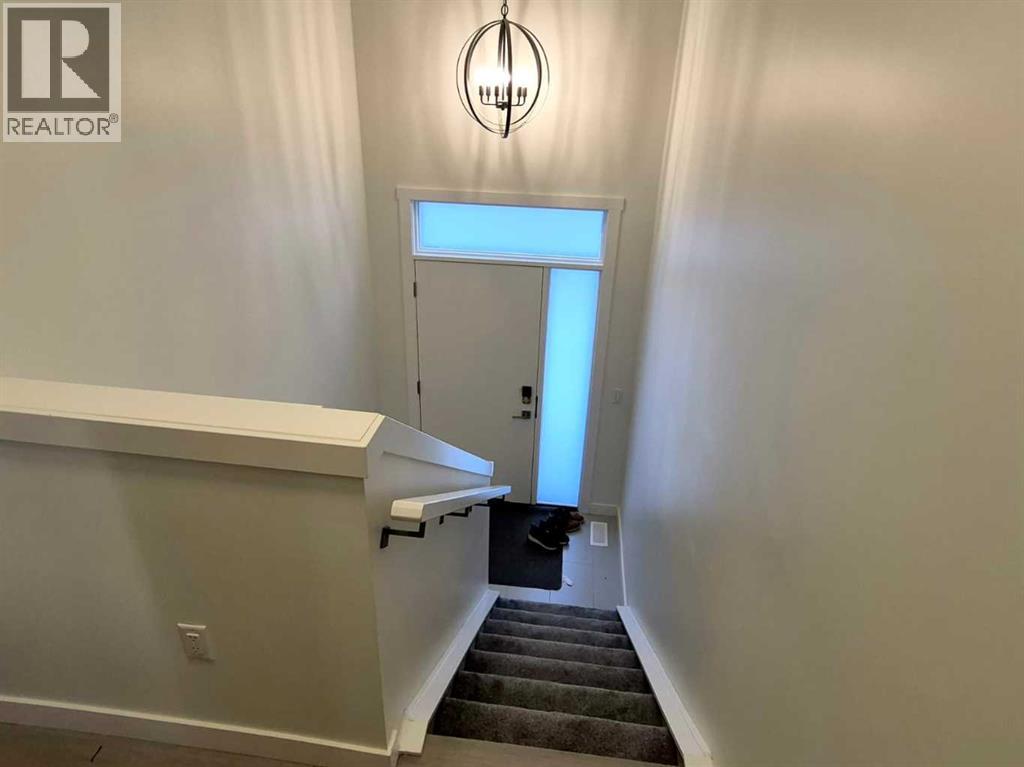 Row / Townhouse for Sale in 125 sage hill Circle|Calgary, Alberta T3R1V2 3
