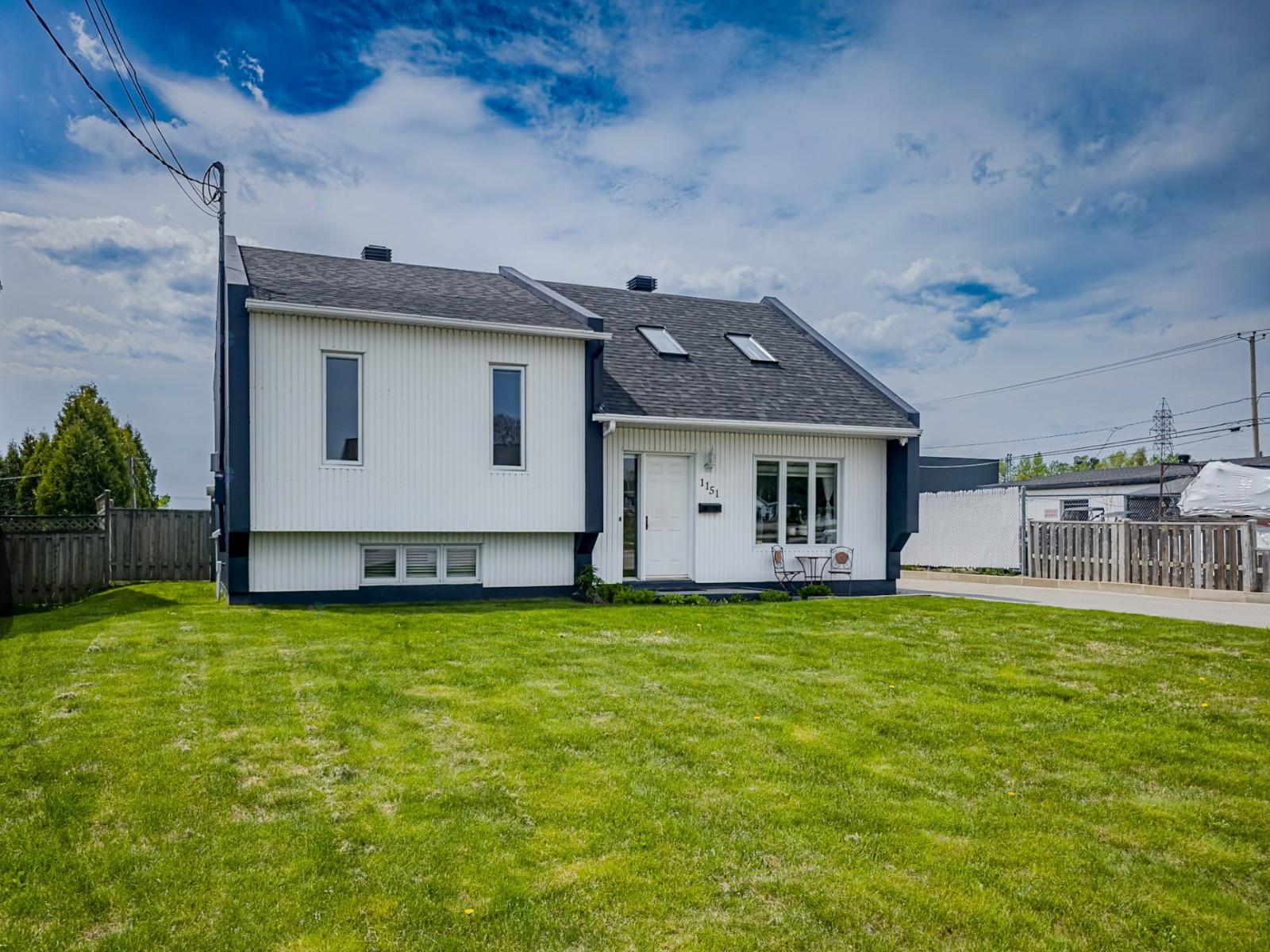 1151 Boul. de Normandie, Baie-Comeau, Quebec G5C3S7
