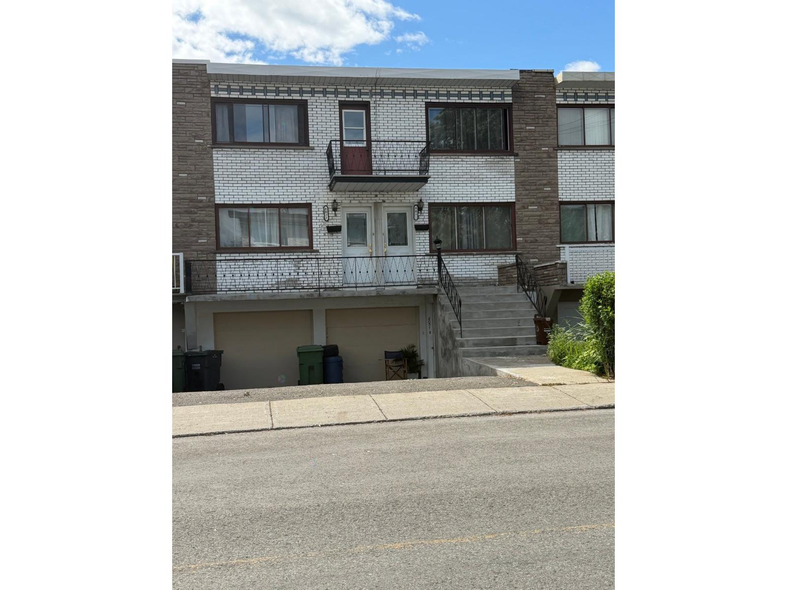 8031-8033 Rue Chouinard, Montréal (LaSalle), Quebec H8N2E5