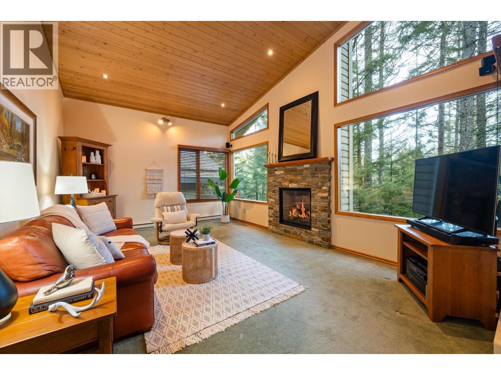 3205 ARBUTUS DRIVE