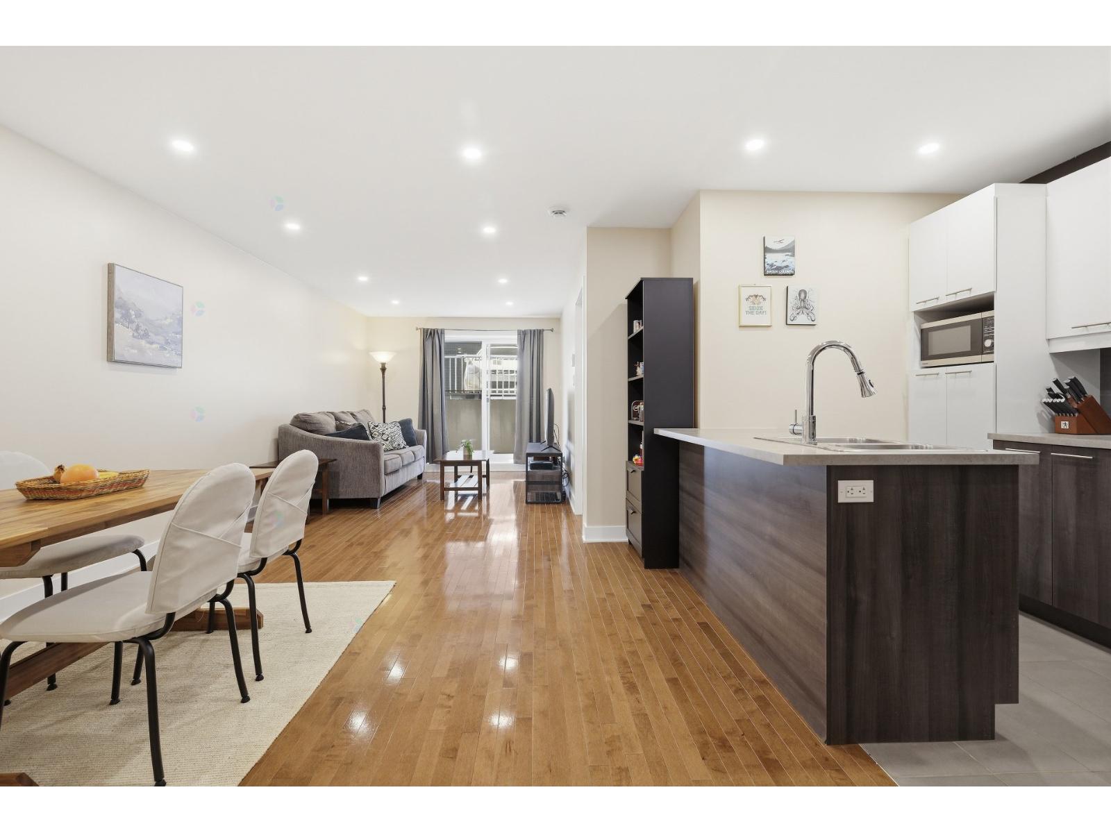 2918 Rue de Rouen, Montréal (Ville-Marie), Quebec H2K1P1