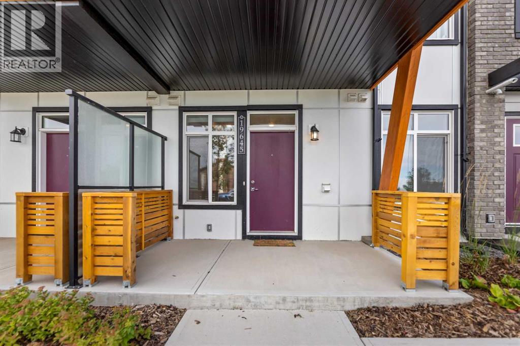 Row / Townhouse for Sale in 19645 48 Street SE|Calgary, Alberta T3M3T9