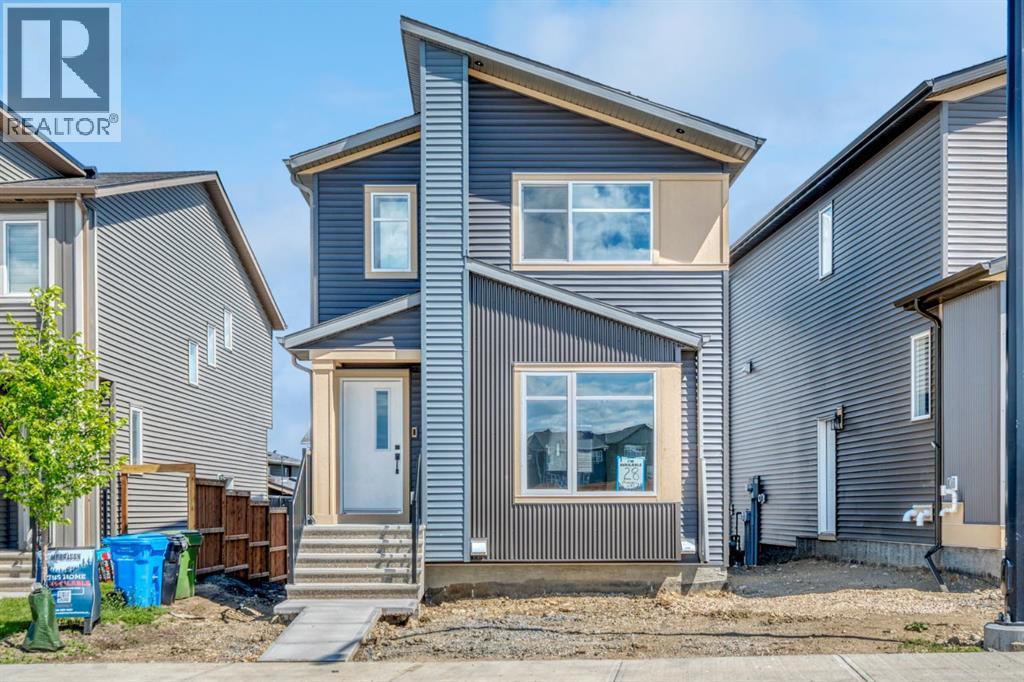House for Sale in 28 Mitchell Way NW|Calgary, Alberta T3R2G2 2