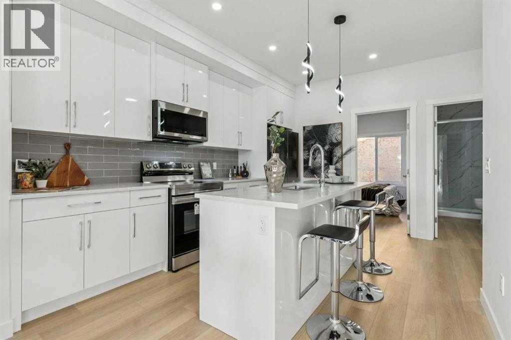 Row / Townhouse for Sale in 203, 95 Saddlecrest Circle NE|Calgary, Alberta T3J0Z2 4