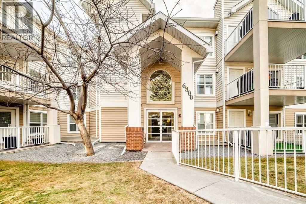 Apartment for Sale in 116, 6800 Hunterview Drive NW|Calgary, Alberta T2K6K5