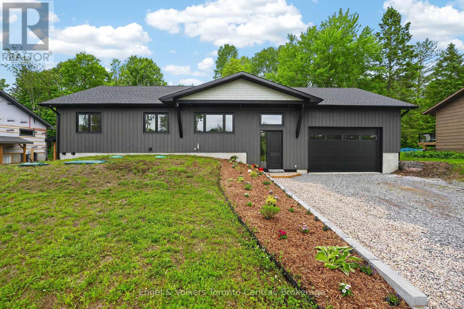 1093 HIGHWAY 141 DRIVE
