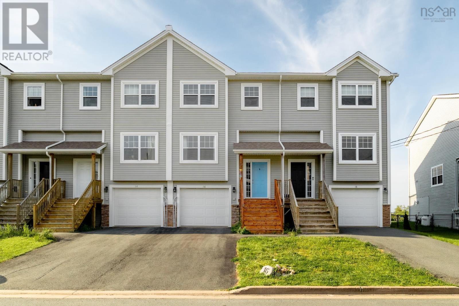 16 Mica Crescent