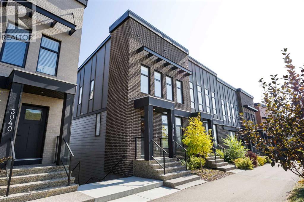 Row / Townhouse for Sale in 3044 85 Street SW|Calgary, Alberta T3H6C7 3
