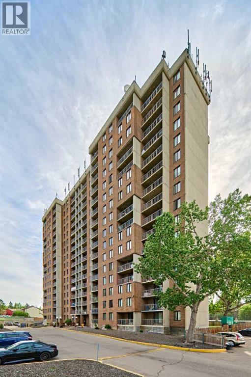 Apartment for Sale in 711, 4944 dalton Drive NW|Calgary, Alberta T3A2E6