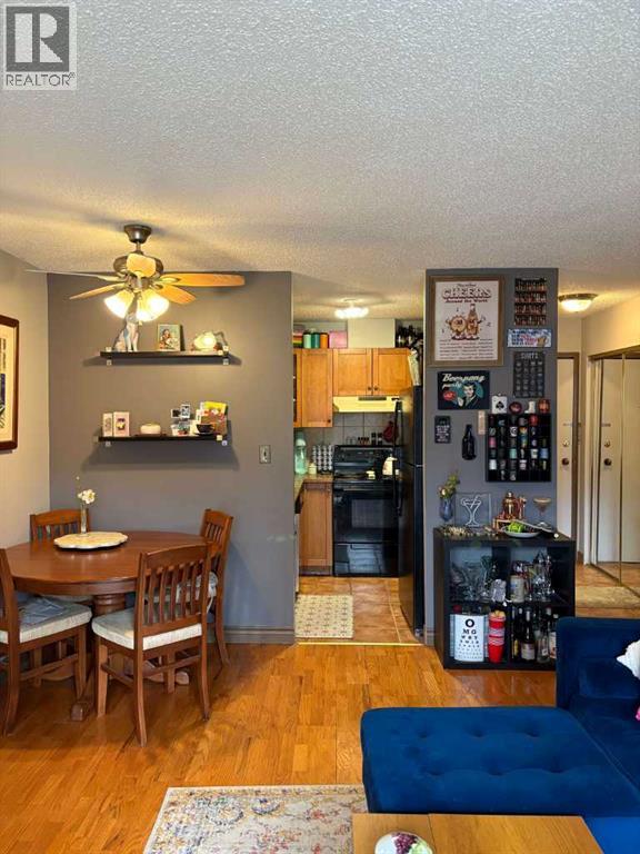 Apartment for Sale in 201, 1808 18 Street SW|Calgary, Alberta T2T4T2 4