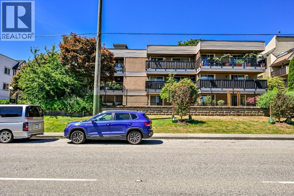 408 715 ROYAL AVENUE, New Westminster, British Columbia V3M5X4