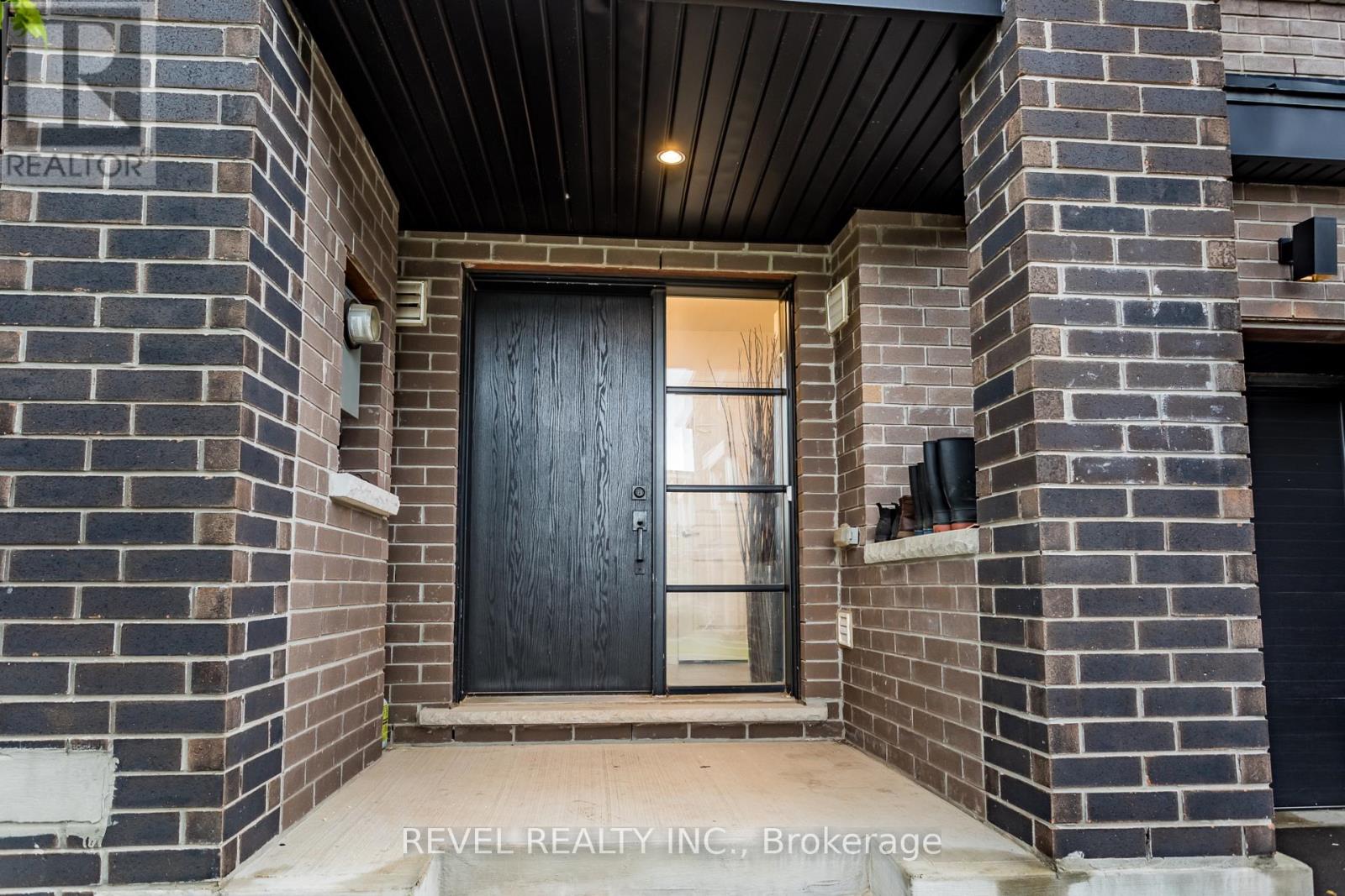 Row / Townhouse for Sale in 3053 BLACKTUSK COMMON|Oakville (JM Joshua Meadows), Ontario L6H0R9 2