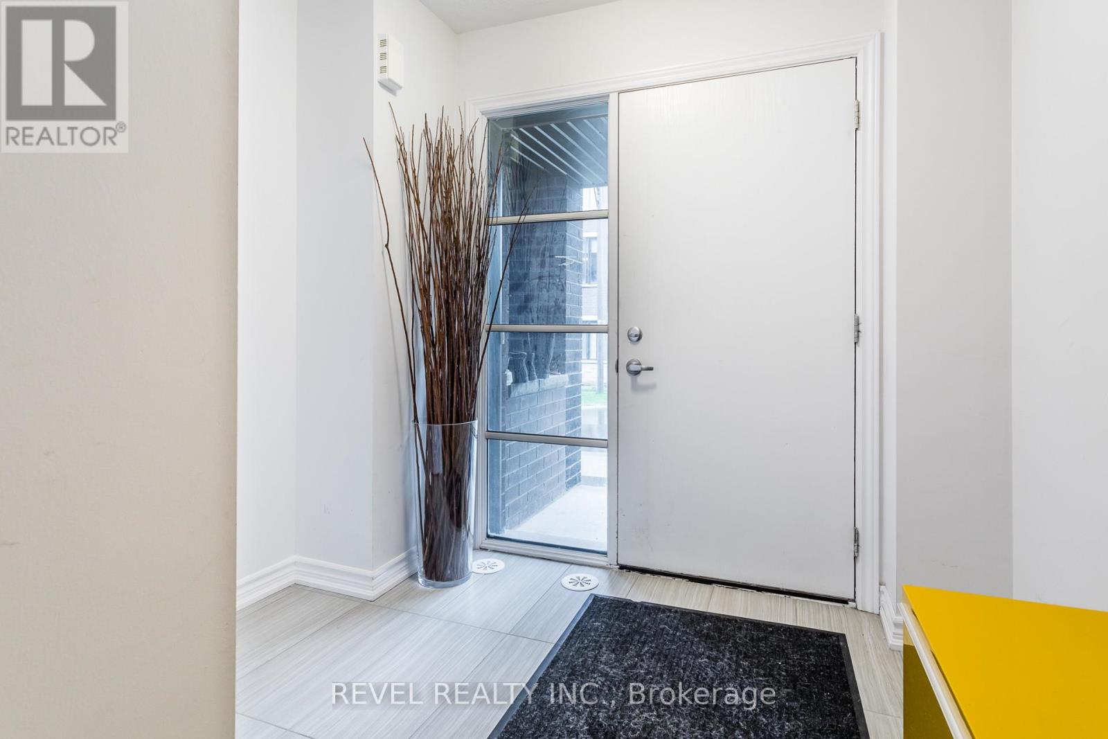 Row / Townhouse for Sale in 3053 BLACKTUSK COMMON|Oakville (JM Joshua Meadows), Ontario L6H0R9 4
