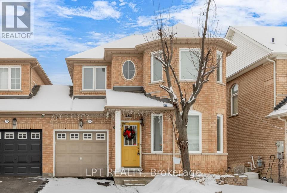 Row / Townhouse for Sale in 3040 BENTLEY DRIVE|Mississauga (Churchill Meadows), Ontario L5M6W2