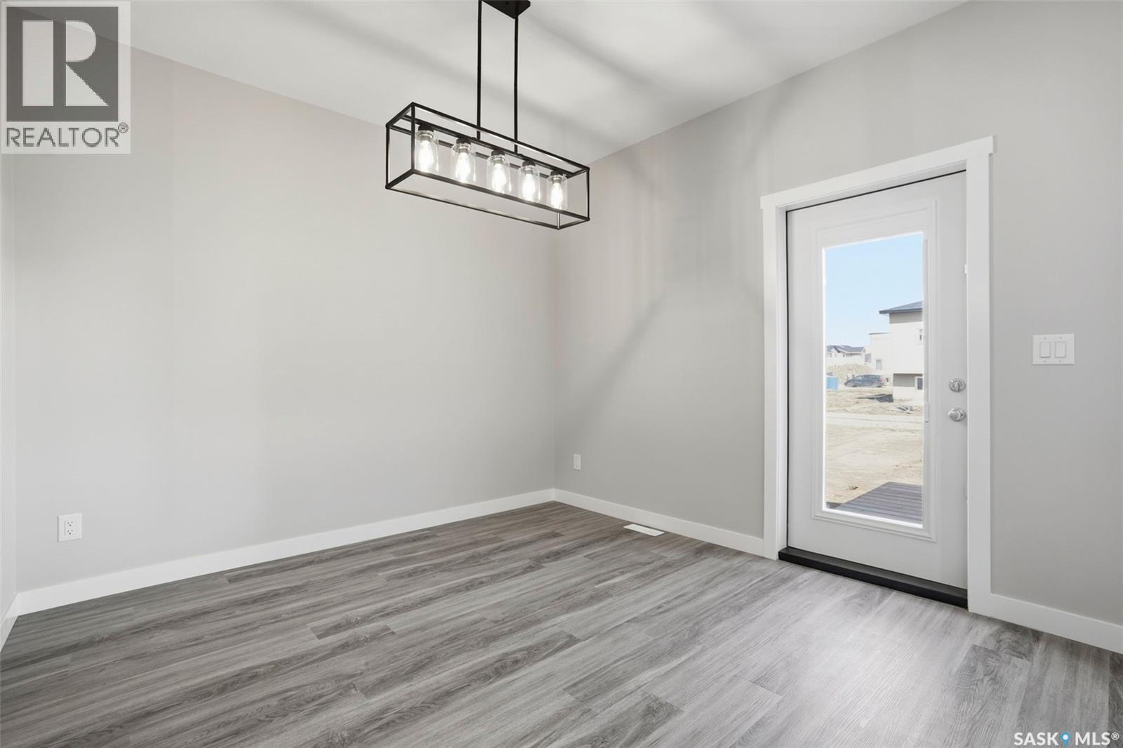 Saskatoon Brighton社区 3卧3卫全新独立屋 带合法地下室套房潜力 - 8