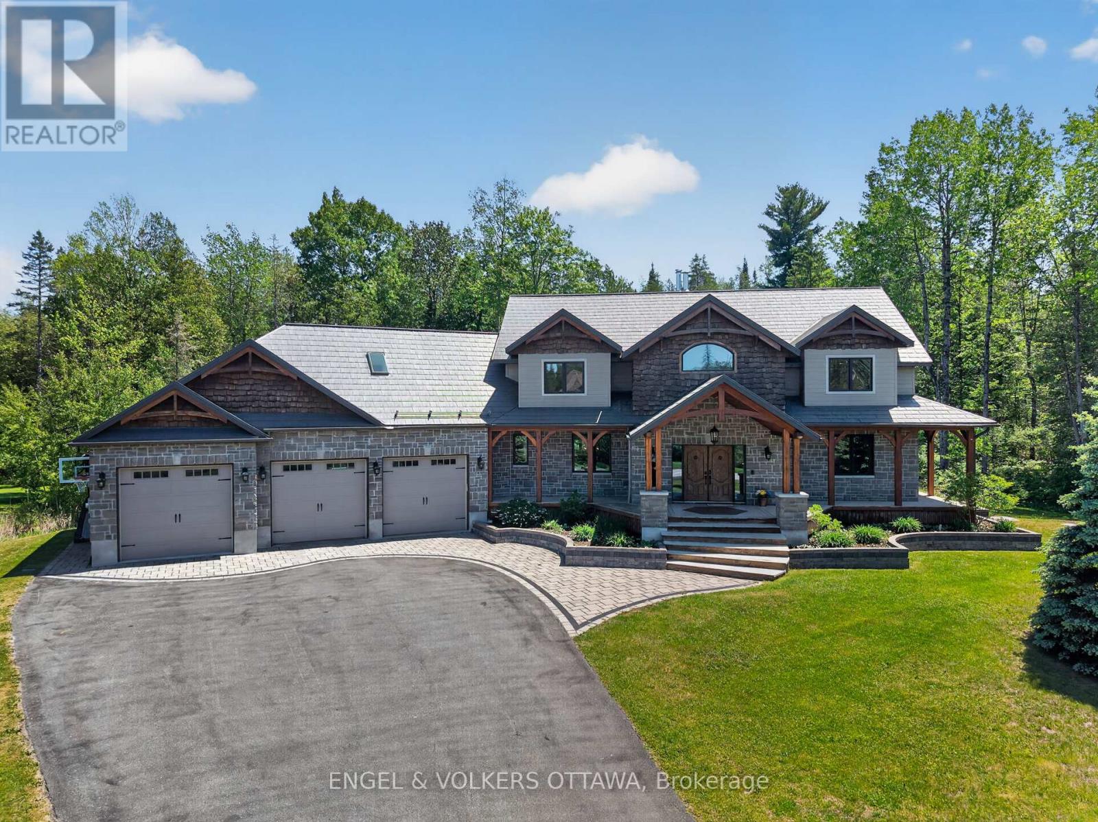 For sale: 328 SILENT WOOD GROVE, Ottawa, Ontario K0A1L0