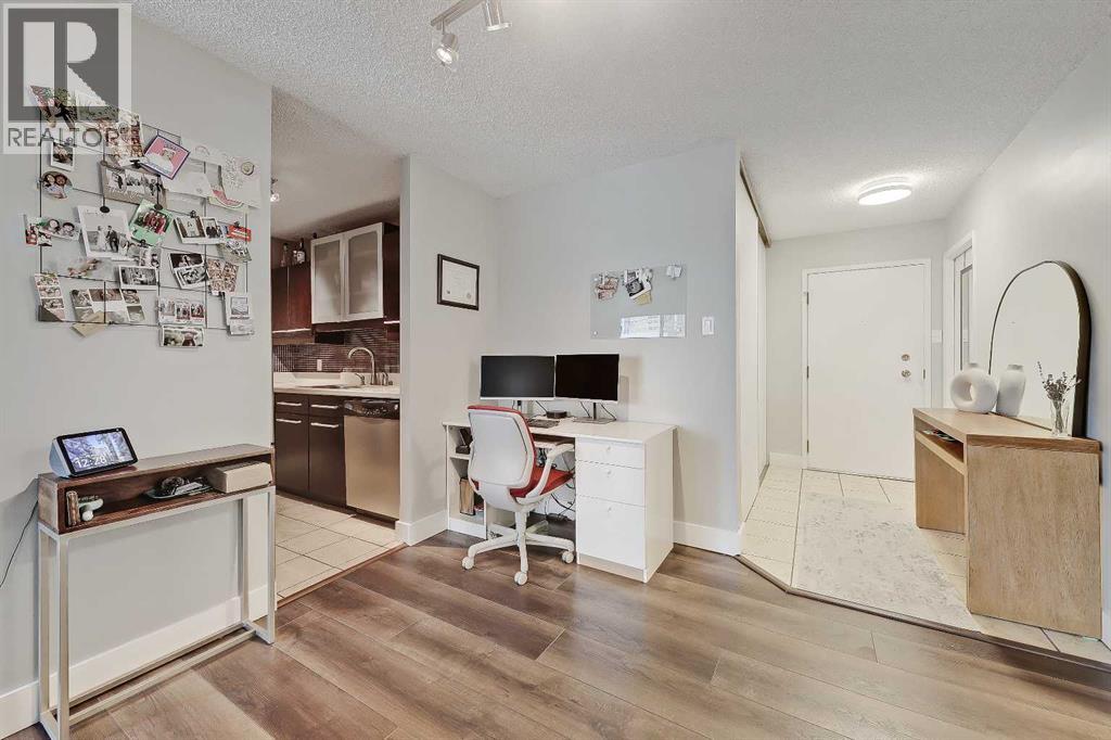 Apartment for Sale in 708, 718 12 Avenue SW|Calgary, Alberta T2R0H7 4