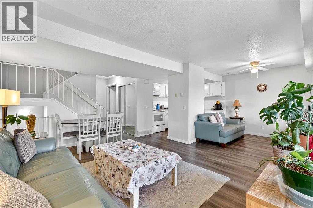 Row / Townhouse for Sale in 1112, 2200 Woodview Drive SW|Calgary, Alberta T2W3N6 3