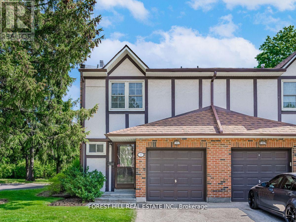Row / Townhouse for Sale in 37 - 2120 RATHBURN ROAD E|Mississauga (Rathwood), Ontario L4W2S8