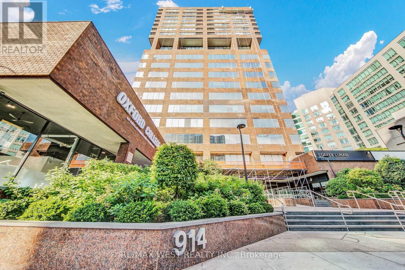 1202 - 914 YONGE STREET, Toronto (Annex), Ontario M4W3C8