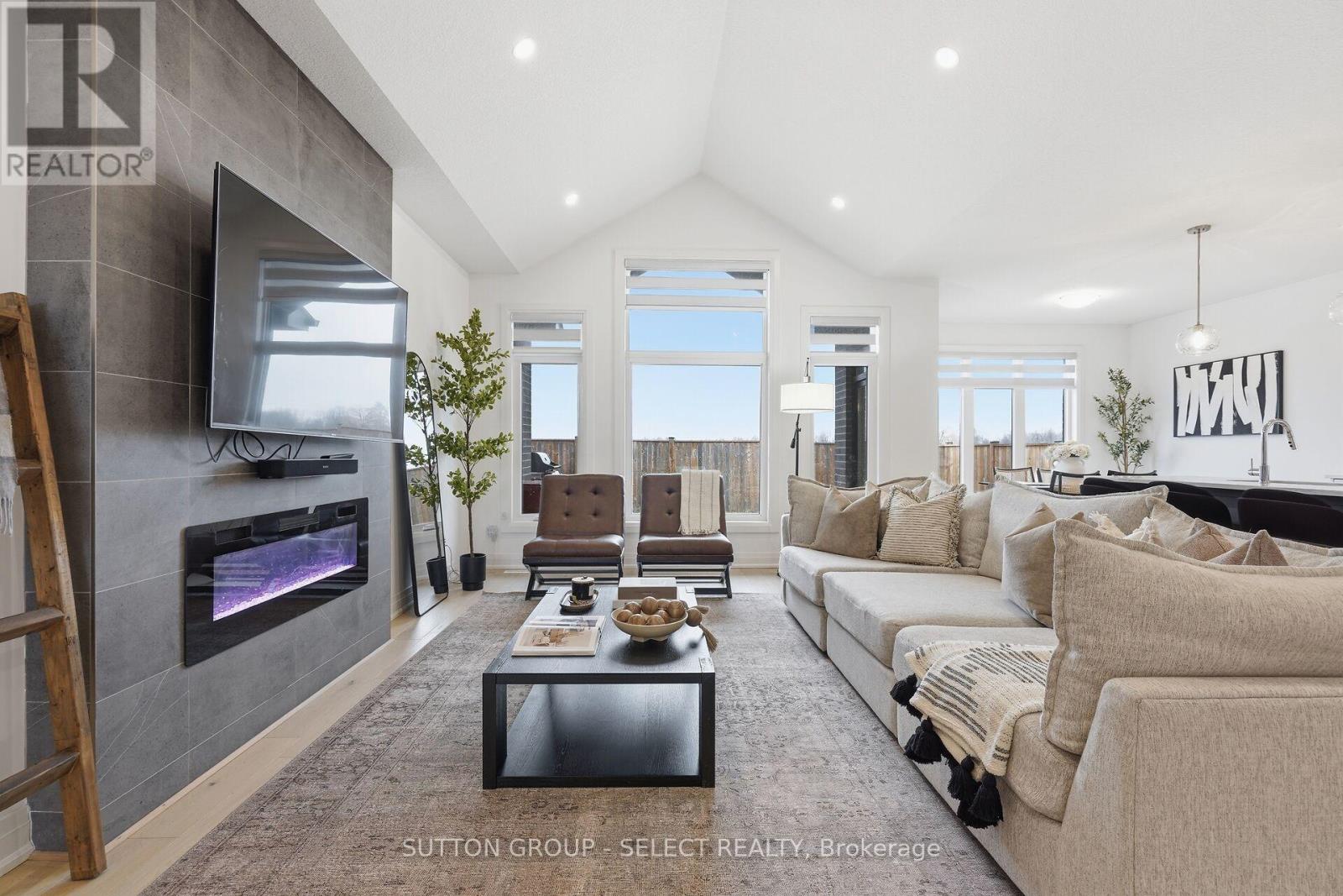 For sale: 45 - 383 DAVENTRY WAY, Middlesex Centre (Kilworth