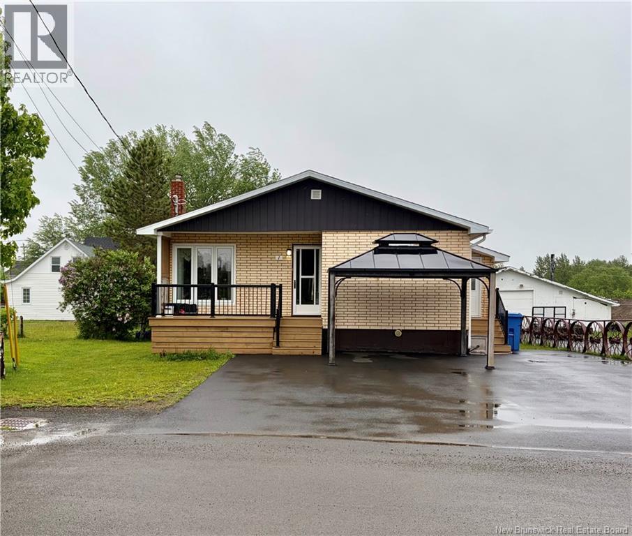 1 de l'Eglise, Eel River Crossing, New Brunswick E8E1P5