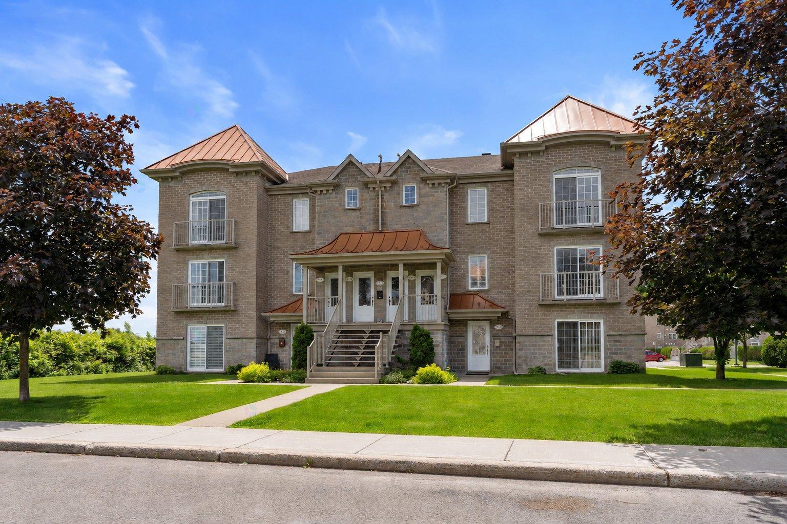 75 Rue Hubert-Aquin, #105, Blainville, Quebec J7C0H5