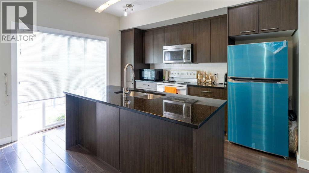 Row / Townhouse for Sale in 347 Taralake Way NE|Calgary, Alberta T3J0R5 3