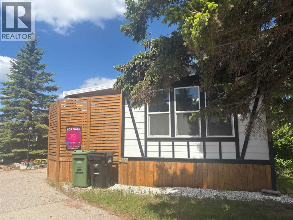 Mobile Home for Sale in 429, 3223 83 Street NW|Calgary, Alberta T3B5P2