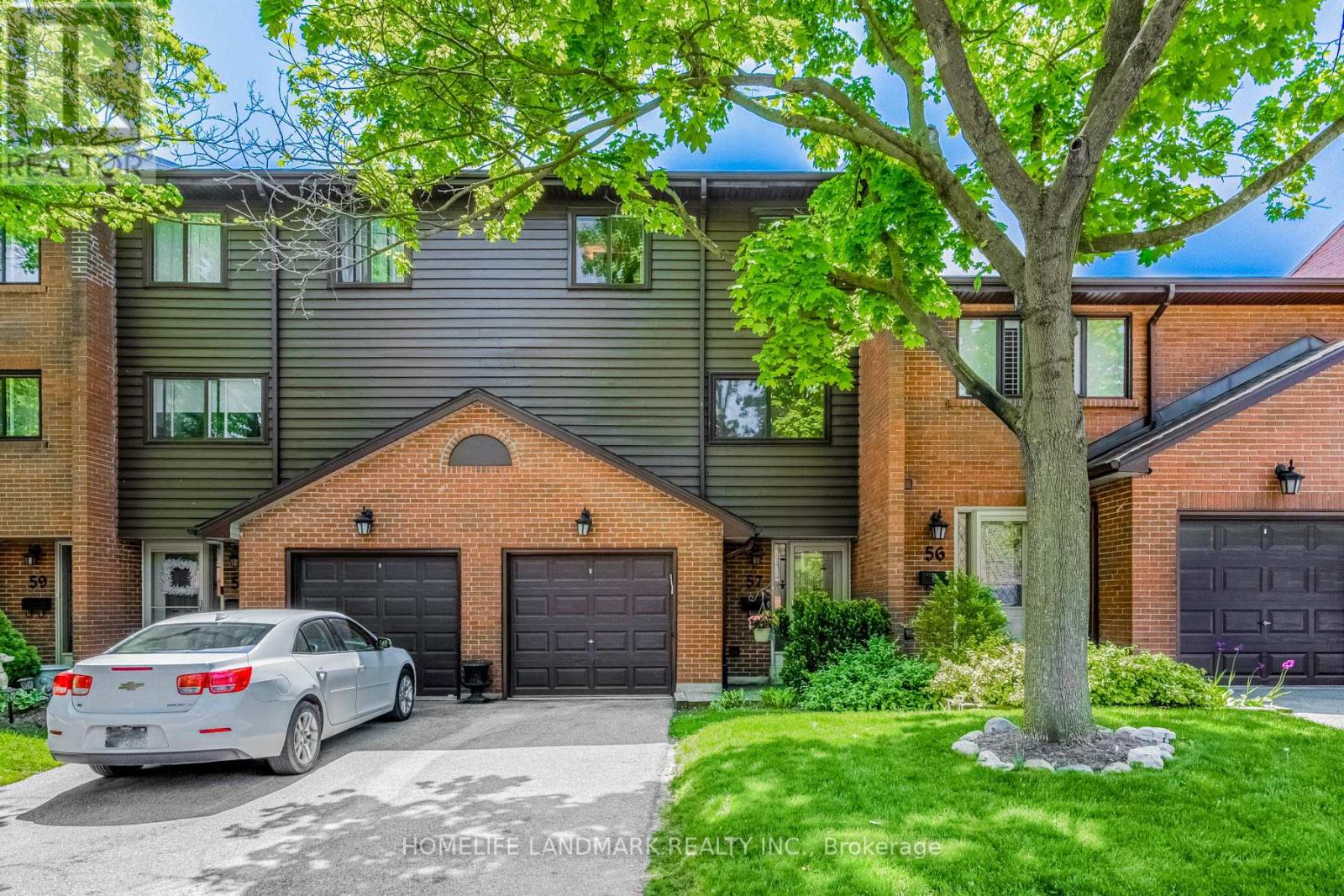Row / Townhouse for Sale in 57 - 4165 FIELDGATE DRIVE|Mississauga (Rathwood), Ontario L4W2M9