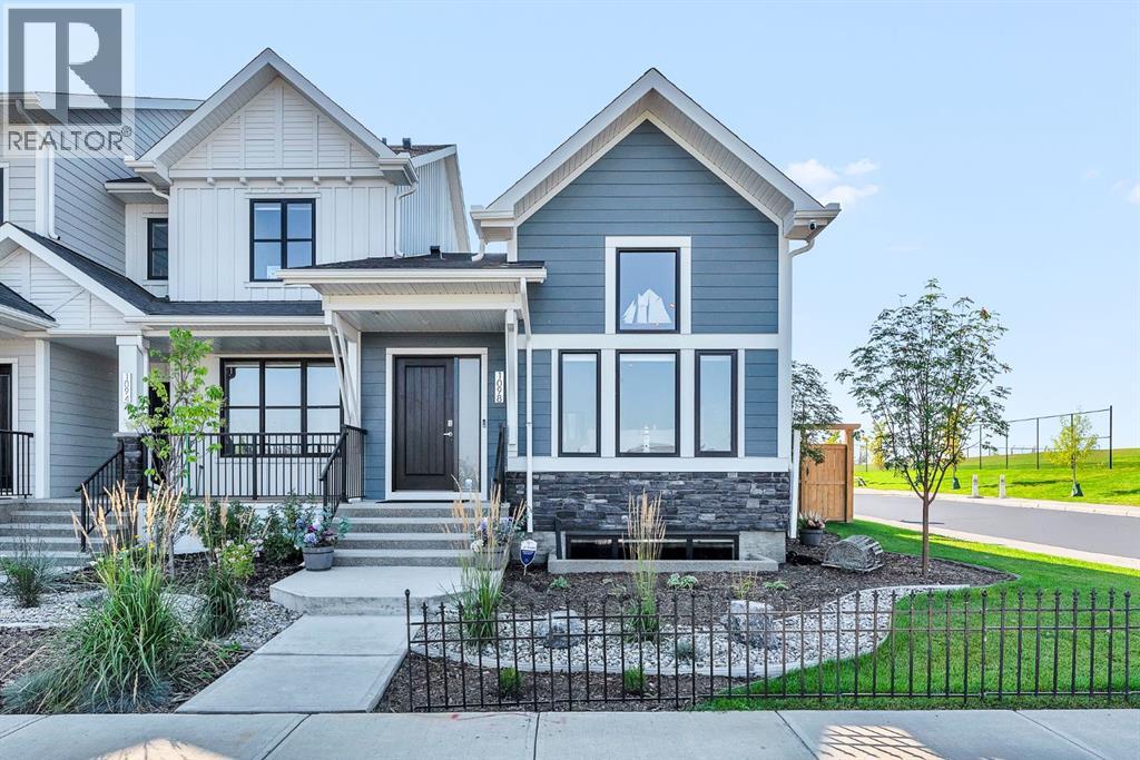 Row / Townhouse for Sale in 1098 Creekside Boulevard SW|Calgary, Alberta T2X5K6