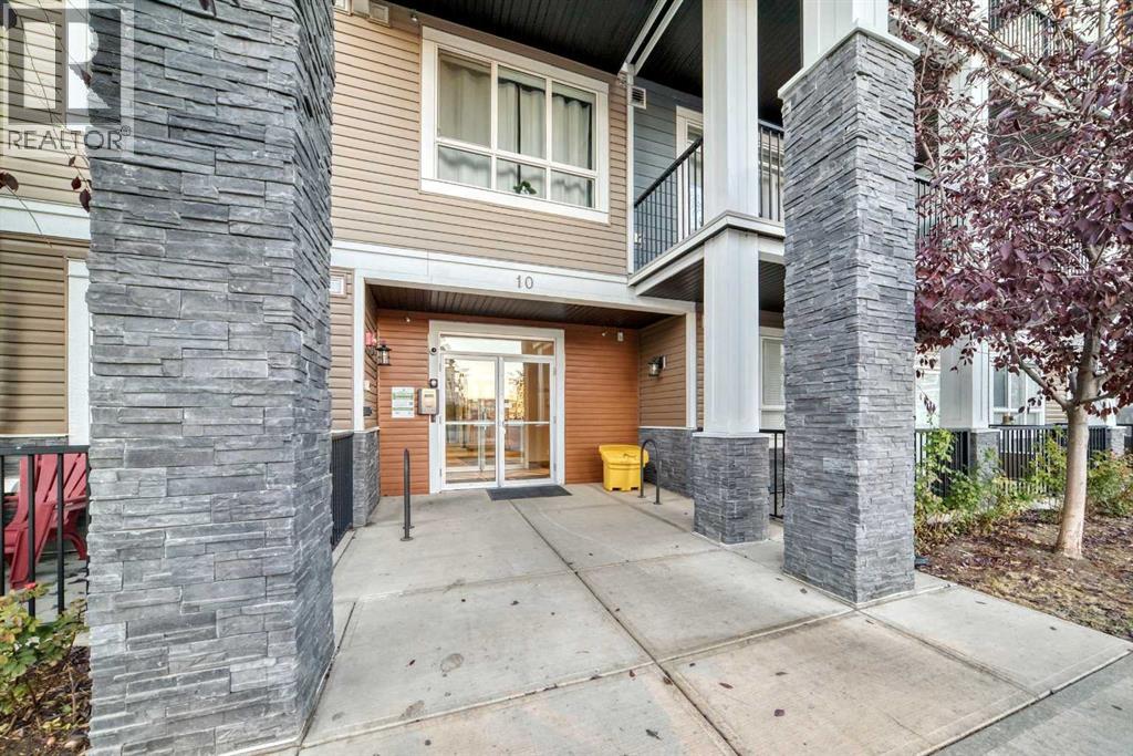 Apartment for Sale in 405, 10 Walgrove Walk SE|Calgary, Alberta T2X4E3