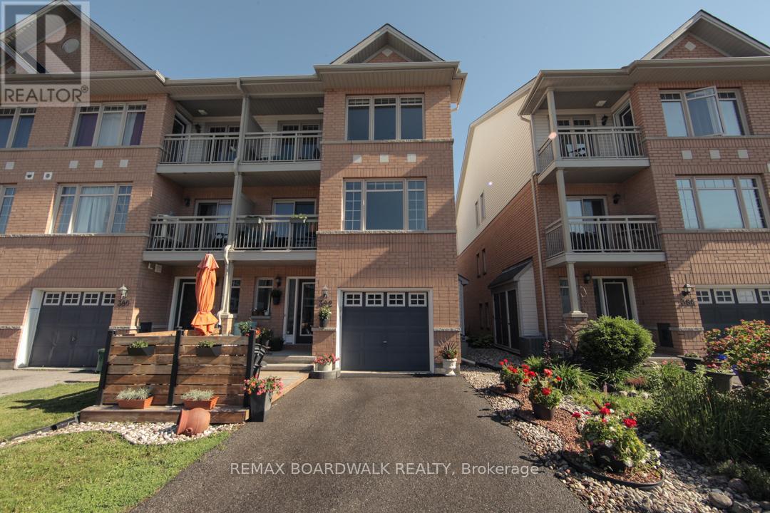 382 CITIPLACE DRIVE, Ottawa, Ontario K2E0A7