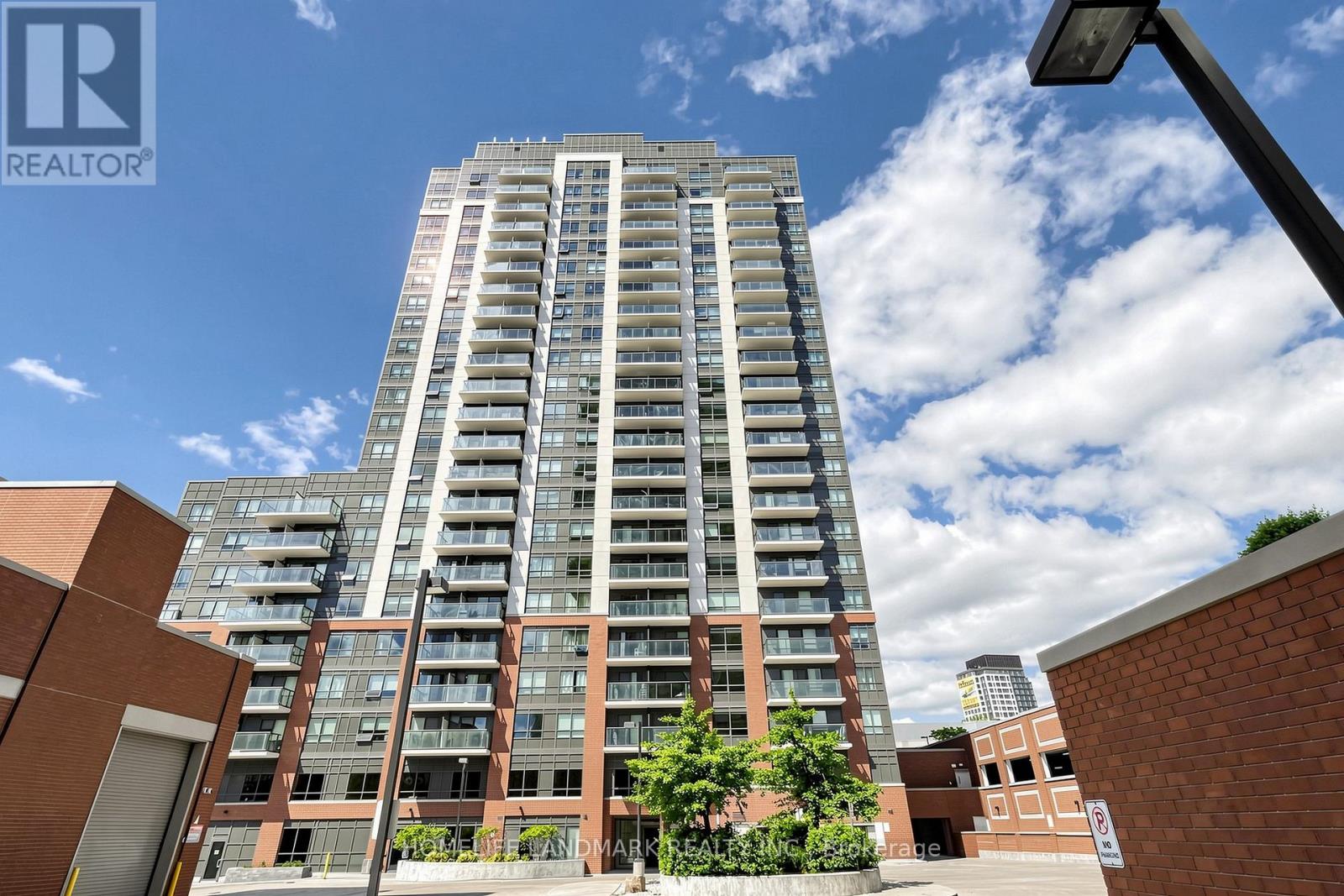 603 - 1420 DUPONT STREET, Toronto (Dovercourt-Wallace Emerson-Junction), Ontario M6H0C2