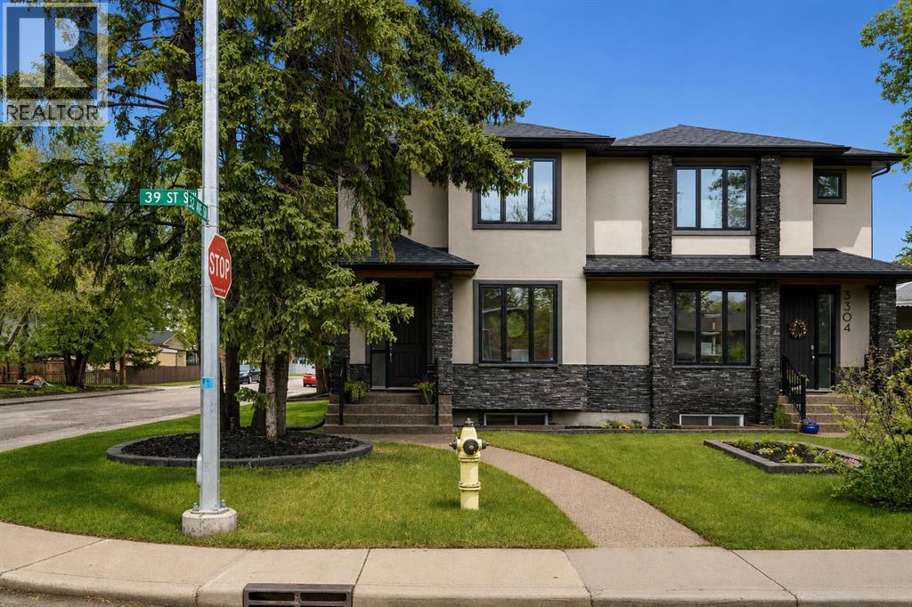 Duplex for Sale in 3302 39 Street SW|Calgary, Alberta T3E3J2