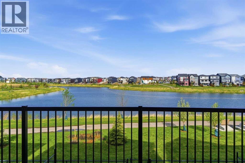 House for Sale in 264 Mallard Grove SE|Calgary, Alberta T3S0M8