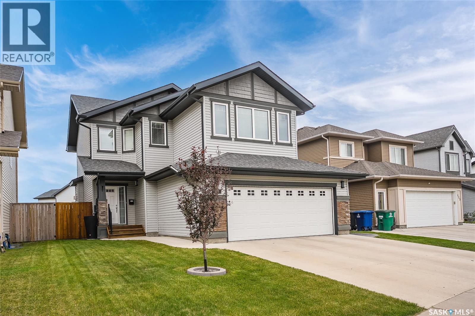 Saskatoon Kensington 3卧3卫独栋美宅,拎包入住 - 2