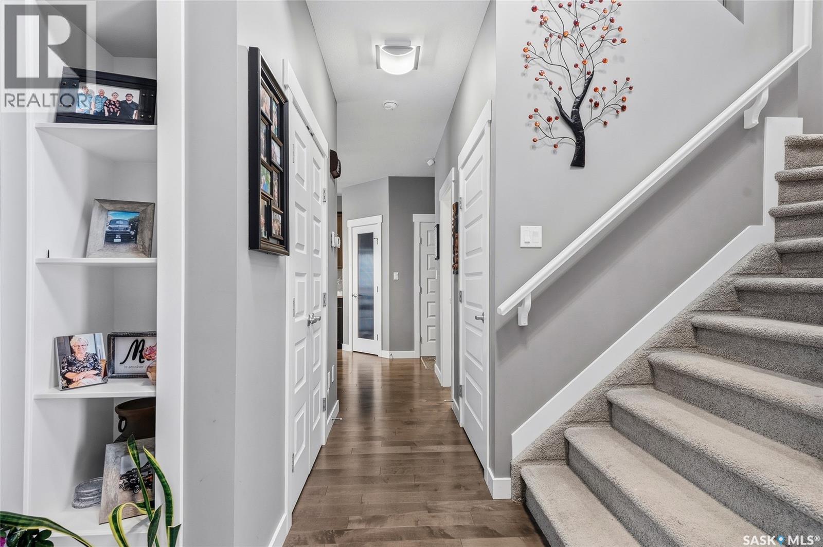 Saskatoon Kensington 3卧3卫独栋美宅,拎包入住 - 4