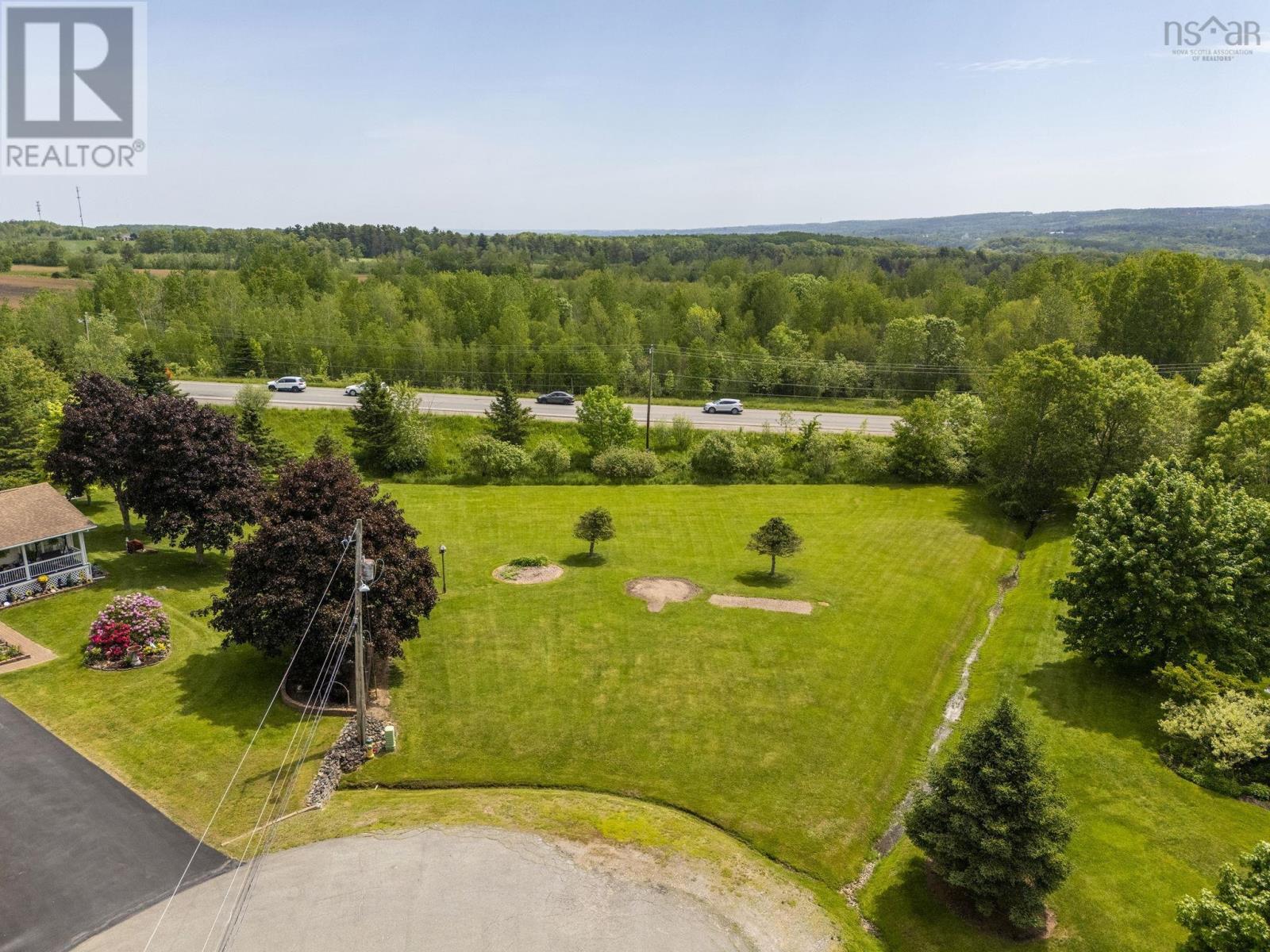 865 Upland Court, North Kentville, Nova Scotia B4N5A8