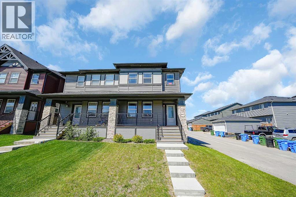 Duplex for Sale in 125 Edith Gate NW|Calgary, Alberta T3R1Z2 2