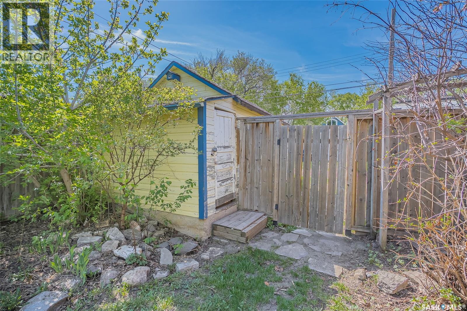 Saskatoon Buena Vista 经典独栋别墅|3卧1卫|百年风韵与现代舒适兼具 - 32