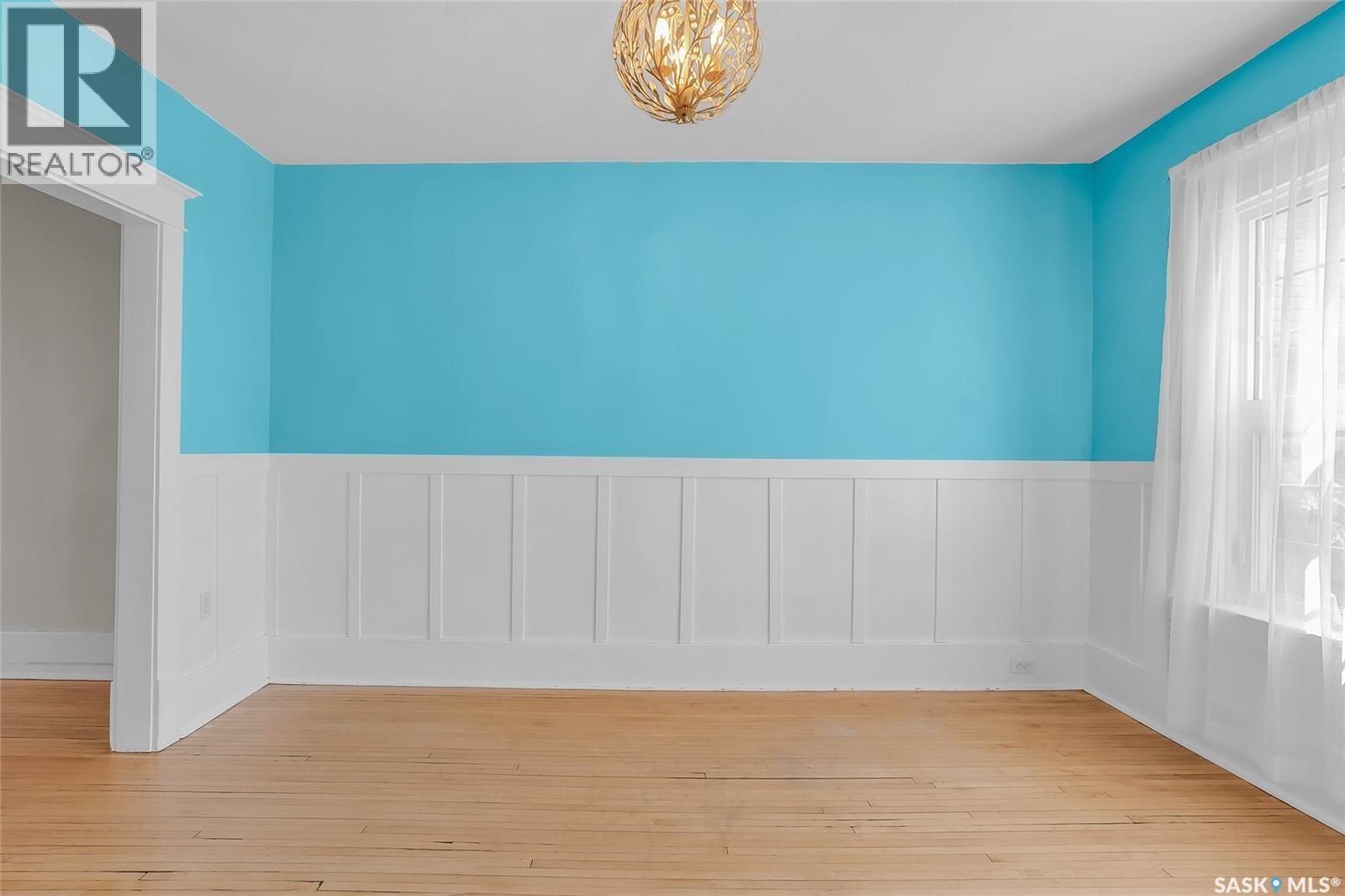 Saskatoon Buena Vista 经典独栋别墅|3卧1卫|百年风韵与现代舒适兼具 - 8